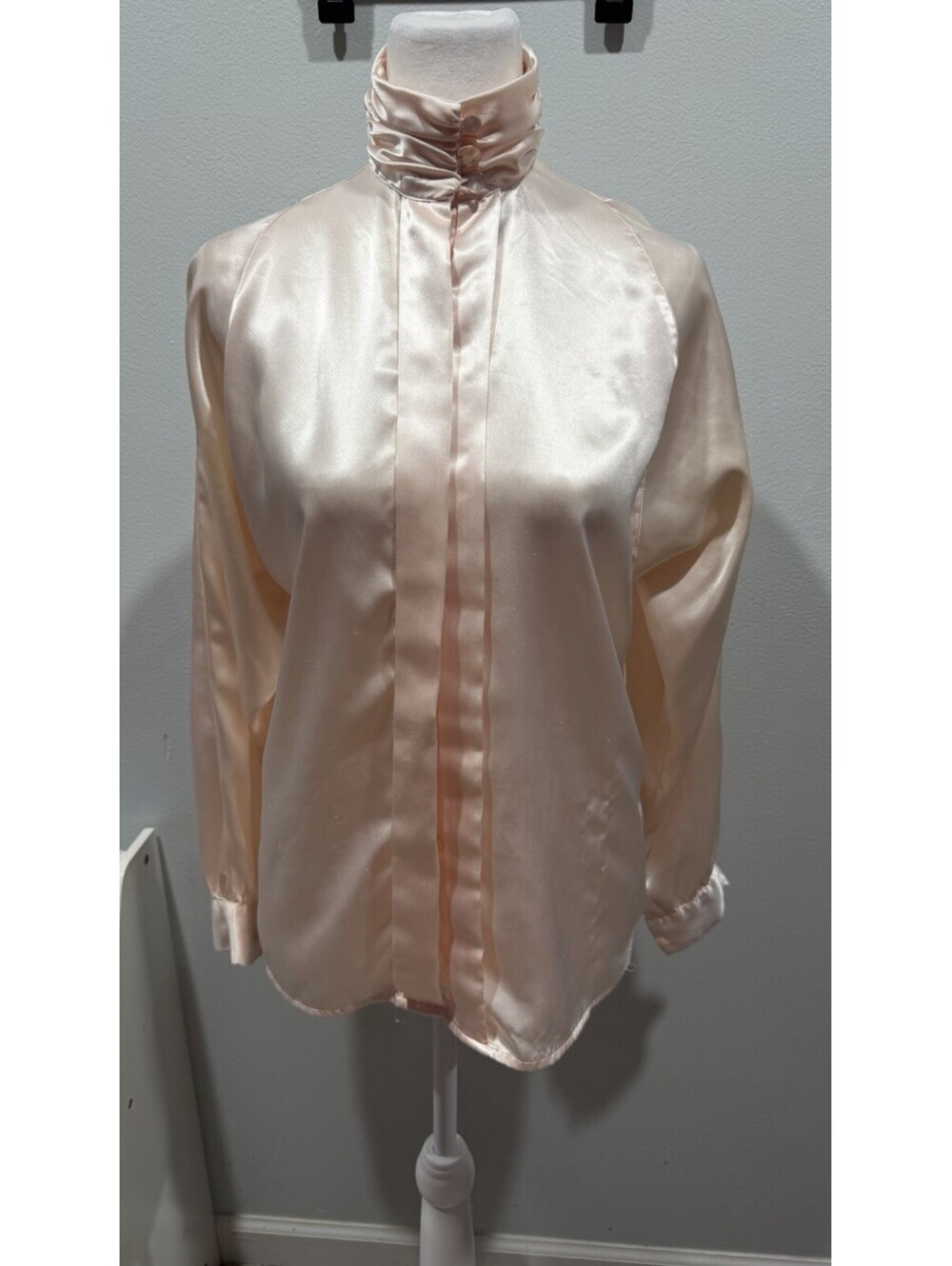 Vintage Blouse High Neck Tess Polyester Button Up Top Size 4 S Hong Kong Pink